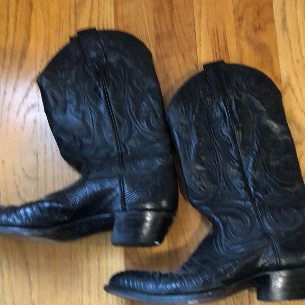 Black leather and snake skin cowboy boots